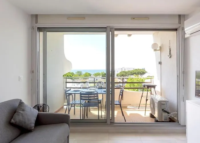Chez Olivier - Magnifique Studio Avec Piscine, Vue Sur La Mer Et Parking