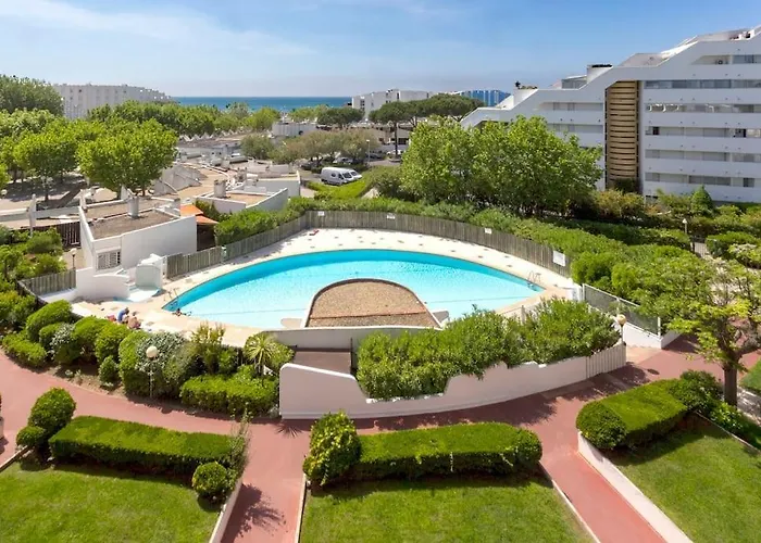 Chez Olivier - Magnifique Studio Avec Piscine, Vue Sur La Mer Et Parking